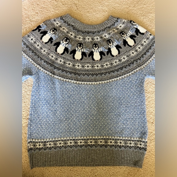 Penguin Sweater - Picture 5 of 5